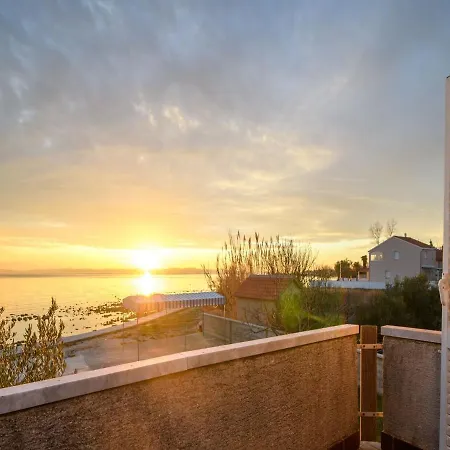 Elegant Holiday In Privlakaw With Garden Holiday home